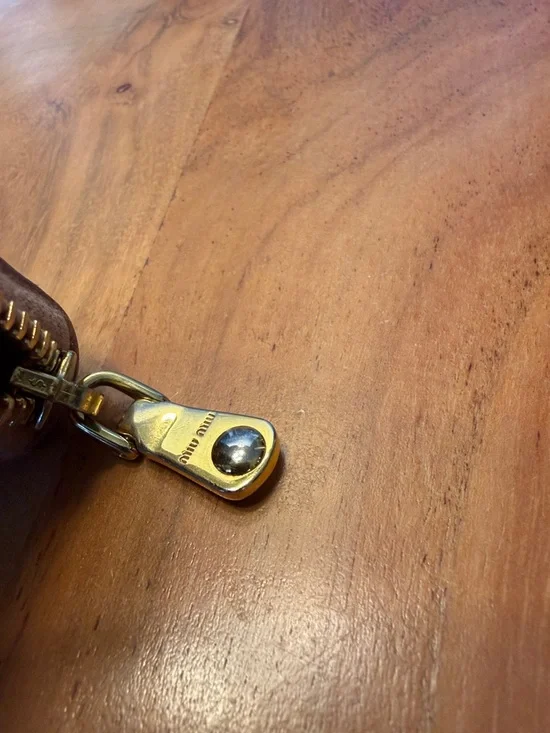 Miu Miu Patent Leather Bow Zip Around Wallet Project Piece - Picture 16 of 16